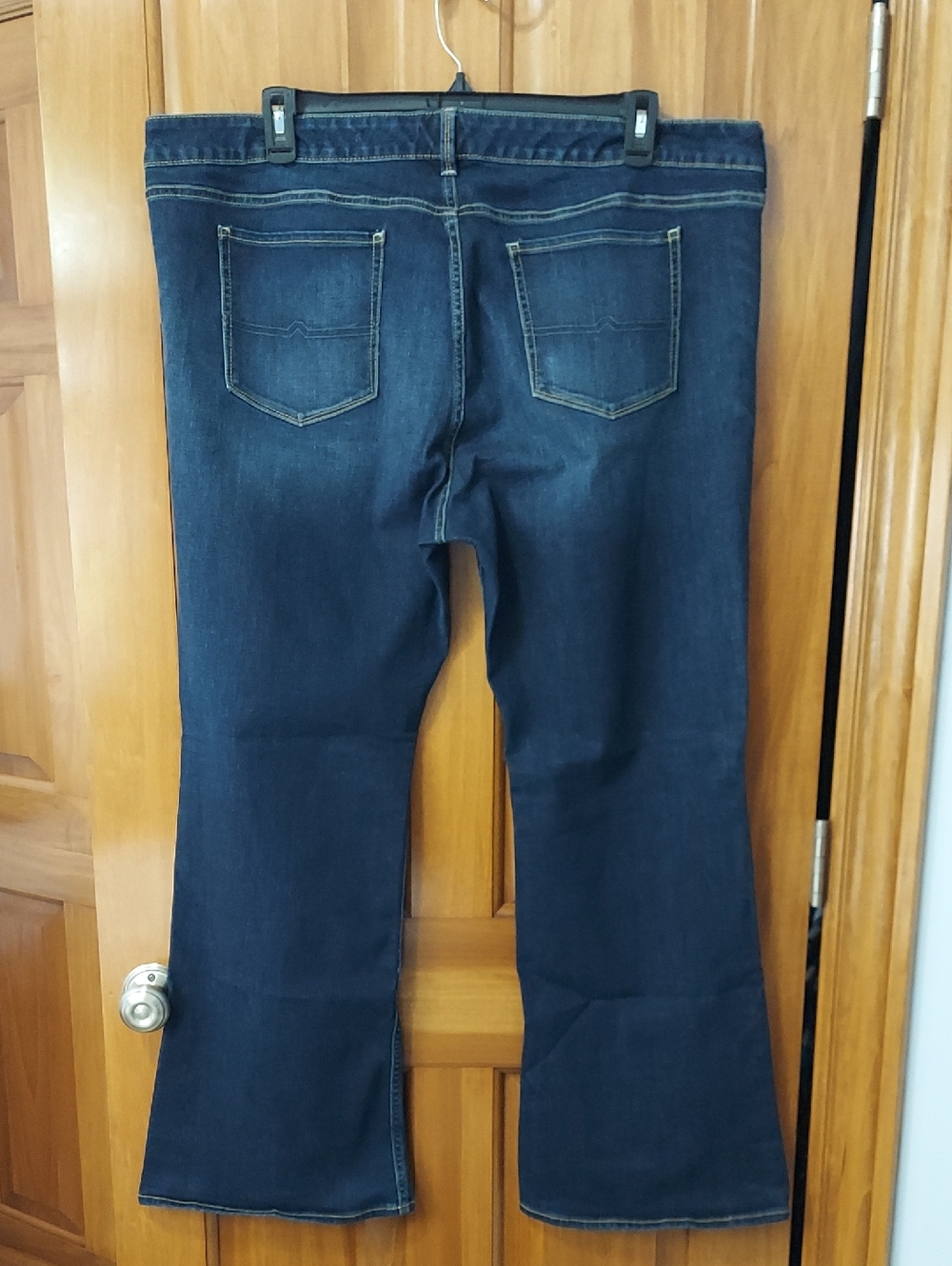 Arizona Jean Company Stretchy Boot Cut Flared Jeans, Size 24 Juniors, Like New - Picture 2 of 9